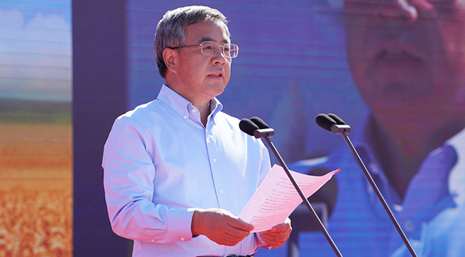 胡春華出席首屆中國農民豐收節主場活動並致辭